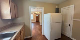 Adorable 2/1 Bungalow in Murray Hill Ready Now! Gallery 17