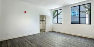 111 N Palm Canyon Dr Gallery 10
