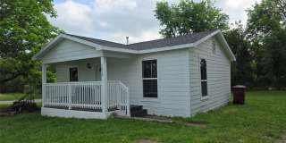 1624 Cedar Street Gallery 1