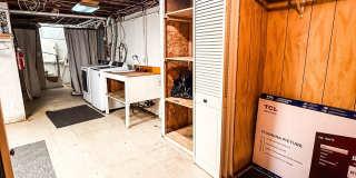 38 Grandview Avenue Gallery 29