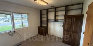 710 NW Midland Ave Gallery 25