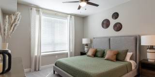 Avenida at Centerra Age 55+ Apartment Homes Gallery 16