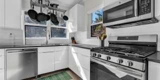 54 Northeast 43rd Street Gallery 10
