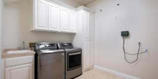 3533 S Kerckhoff Avenue Gallery 18