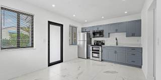 921 NW 22nd Ct Gallery 1