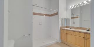 Beautiful 3/2 Condo in Davenport! Water and basic internet included! Gallery 17