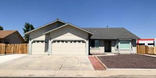 Beautiful Eagle Canyon Home in Spanish Springs. Spacious 5 bedroom Gallery 1