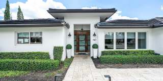 740 NE 36th Street Gallery 3