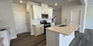Room in 3 Bedroom Home at Arkose Dr Gallery 25
