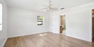 Spacious 4BR Corner Lot Home in Temple Terrace – Fenced Yard & 2-Car Garage Gallery 14