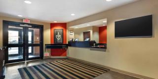 Chicago - Midway Gallery 16