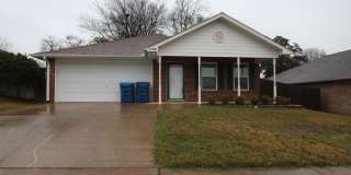Beautiful 4 bedroom 2 bath home in Whitehouse - Coming Soon! Gallery 1
