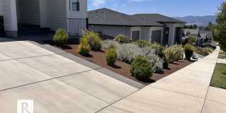 East Medford Cedar Links Living Gallery 4