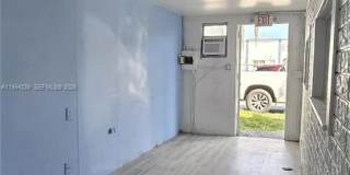 1824 Monroe St Gallery 11