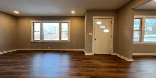 Remodeled Single Level 3 Bed, 2 Bath Home w/ 1 Car Garage Gallery 3