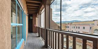 UNFURNISHED Inviting Studio Apartment in the Heart of Downtown Gallery 21
