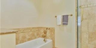 5726 BREWER HOUSE Circle Gallery 12