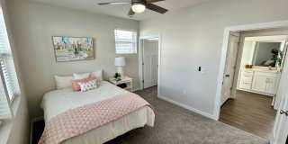 The Bungalows on the Lake - Block C Gallery 505