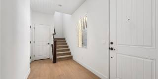 506 S Melrose Street Gallery 22