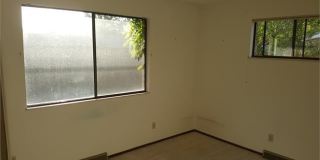 Three Bedroom Unit Available In Triplex in East Boulder Gallery 10