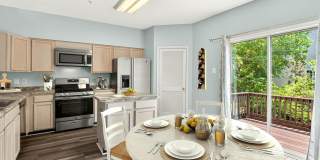 8605 WILLOW LEAF Lane Gallery 6