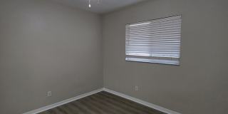 1820 Northeast 19th Place Gallery 8