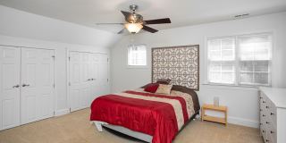 Contemporary 3-Bedroom 2-Bath Townhome in Chapel Hill Close to UNC and Hospital! Gallery 15