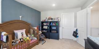 Gorgeous 2 Story Home in the Gated Oak Point Community in North Hills! Gallery 16