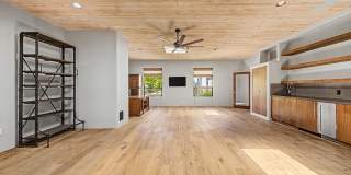 6711 East Camelback Road Gallery 6