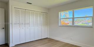 1221 NW 44th St Gallery 29