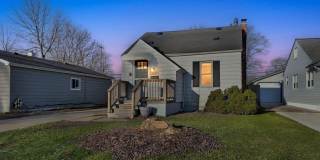 Charming 3BR House in Madison Heights Gallery 1