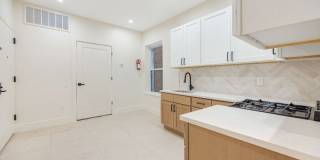 10 School St Gallery 2