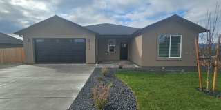 Amazing Views from This Brand-New House in River Ridge Subdivision Gallery 1