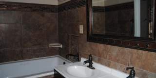 859 W Kelso Street Gallery 18