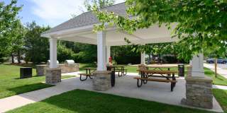 The Promenade at Red Apple Town Center Gallery 37