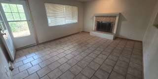 4Bedroom in Great Neighborhood Available ASAP! 4Bedroom in Great Neighborhood Available ASAP! Gallery 8