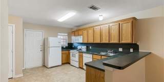 912 Willow Pond Street Gallery 10