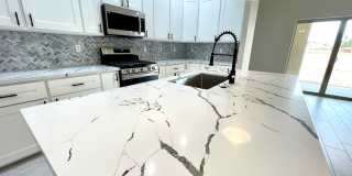 Beautiful 3 Bedroom Home on Desert Lakes Golf Course! Gallery 15