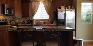 3 Bed Townhome with Mountain Views and Community Pool 3 Bed Townhome with Mountain Views and Community Pool Gallery 7