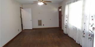 7521 Ascot Avenue Gallery 3