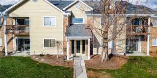 Top Floor Centerville Condo Gallery 1