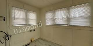 Adorable Stone 1 Bedroom Home Available! Gallery 10