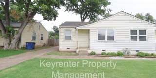 Beautiful Brookside duplex unit - NO PETS Gallery 1