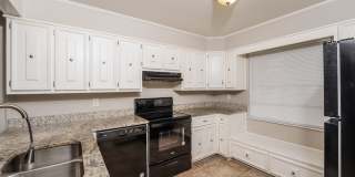 1328 Oak Terrace Gallery 6