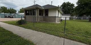 Charming 2-Bedroom Home with Spacious Backyard and 2-Car Garage Gallery 1