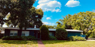 Amazing 4 Bed 2 Bath Home near SoDo & the Hour Glass District! Gallery 1