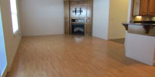 Fantastic Condo located close to Ft. Sill, Shopping and Restaurants Handicap Accessible! No Pet Home! Gallery 17
