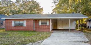 3 Bed 2 Bath home in Pascagoula near the beach. Gallery 1