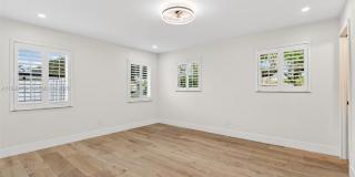 4010 NE 22nd Ave Gallery 22