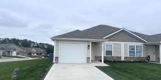 3 Bed | 2 Bath | 1 Car Garage Single Level Duplex in Kansas City w/ Move In Special (First Month Free) Gallery 1